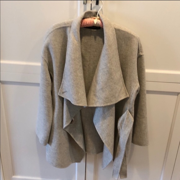 Zara grey wool blend shawl - Picture 4 of 5